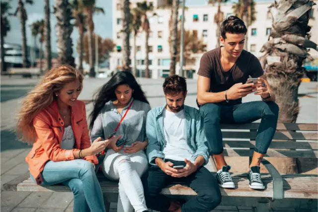 Adicción a las redes sociales